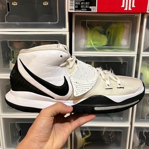 Nike Kyrie 6 Oreo / Size 10.5 / Used